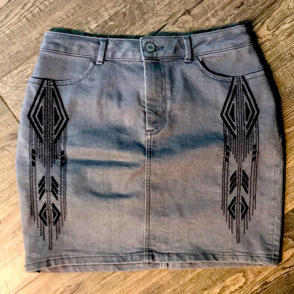 H&M Aztec Detail Denim Skirt